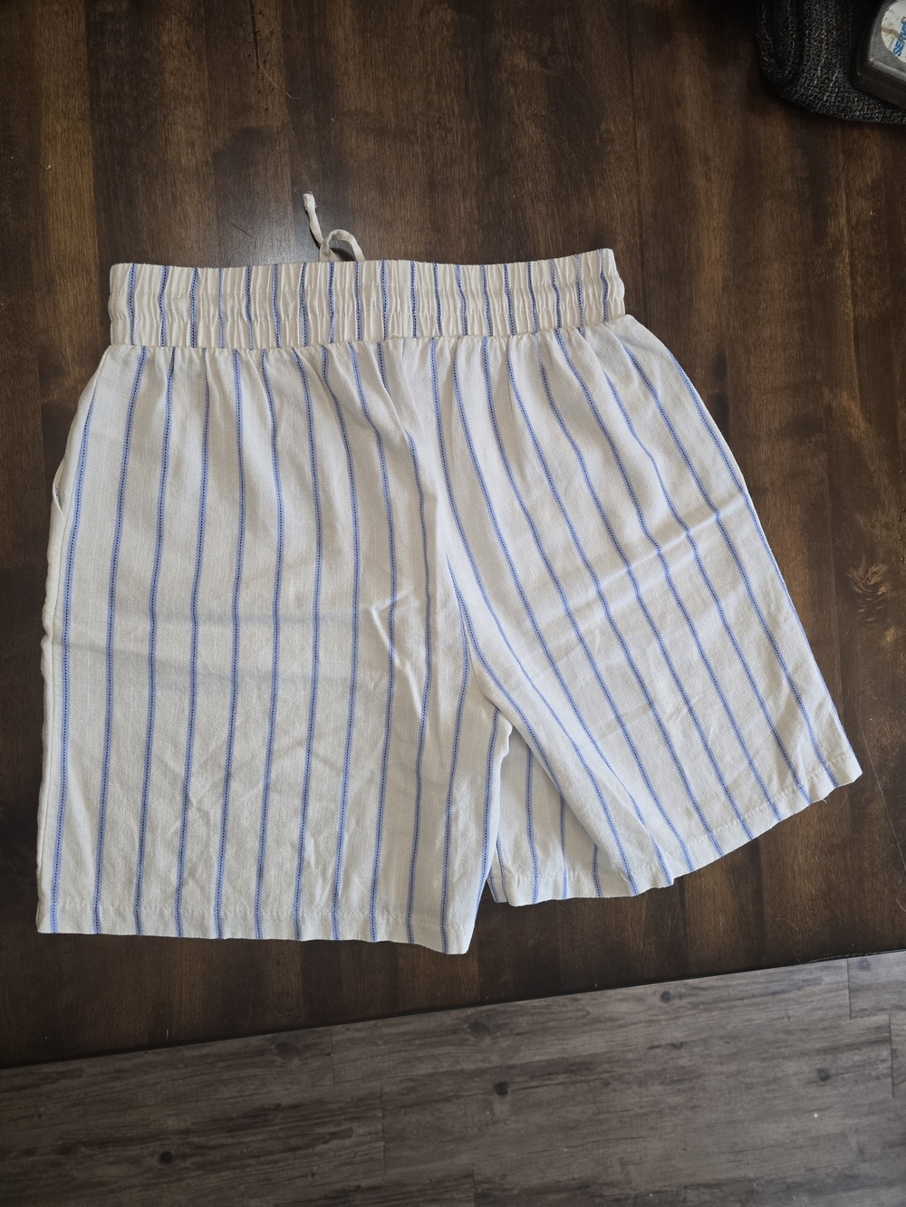 Striped Drawstring Lightweight  Shorts in White & Light Blue - Picture 3 of 3